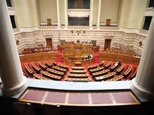 Φωτογραφία για Κανονισμός της Βουλής και Δημοκρατία αλα καρτ από την κυβέρνηση της τριανδρίας