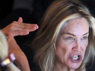 Φωτογραφία για Κι όμως αυτή η «γριά» είναι η Sharon Stone