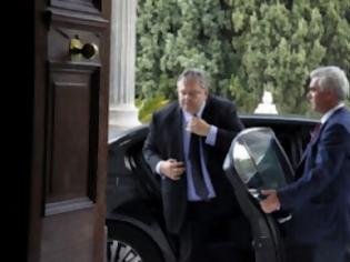 Φωτογραφία για Ο Βενιζέλος δεν είναι πλέον υπουργός, αλλά κυκλοφορεί με υπουργική BMW, αξίας 750.000 ευρώ