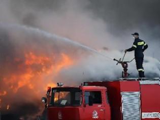 Φωτογραφία για Υπό έλεγχο η πυρκαγιά στις εγκαταστάσεις του ΧΥΤΑ Φυλής