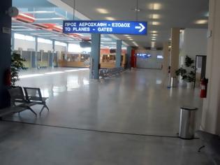 Φωτογραφία για «Βράζει» το αεροδρόμιο του Ακτίου