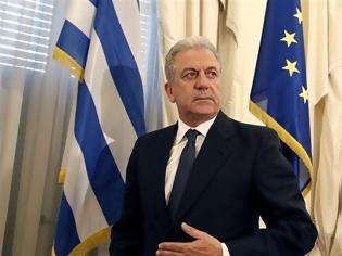 Φωτογραφία για O Δημήτρης Αβραμόπουλος θα συναντηθεί με τον αμερικανό και τον ολλανδό πρέσβη