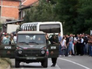 Φωτογραφία για Οι Σέρβοι κλείνουν τους δρόμους στο Κόσσοβο ως ένδειξη διαμαρτυρίας