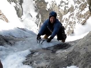 Φωτογραφία για VIDEO: Ένας ορειβάτης πολύ τυχερός που ζει