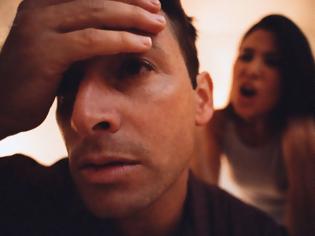 Φωτογραφία για VIDEO: 10 τρόποι για να χωρίσεις από την γυναίκα σου