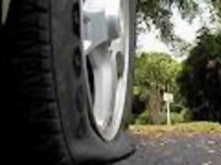 Φωτογραφία για VIDEO: Τι συμβαίνει όταν τρέχεις με 150 χλμ και σου σκάει το λάστιχο!