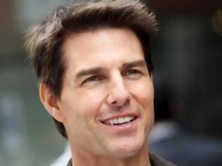 Φωτογραφία για Πώς παραμένει τόσο νέος ο Tom Cruise; Με μάσκες από... κουτσουλιές πουλιών!
