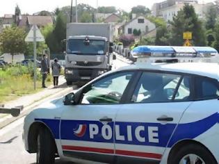 Φωτογραφία για Ένοπλοι έκλεψαν ένα φορτηγό γεμάτο Apple προϊόντα στη Γαλλία