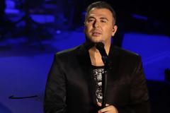 Καραμπόλες για τα εορταστικά και «βέτο» του Mega στο Open για τον Αντώνη Ρέμο
