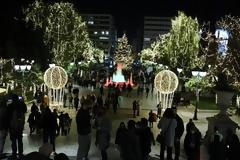 Χωρίς νέα μέτρα τα Χριστούγεννα. Μείωση ισχύος Πιστοποιητικού Νόσησης στους 3+1 μήνα