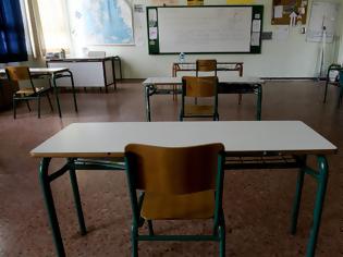 Φωτογραφία για Κοροναϊός - Ελλάδα: O δήμαρχος Πύργου ζητά να κλείσουν τα σχολεία εν μέσω αύξησης κρουσμάτων