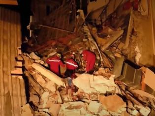 Φωτογραφία για Γαλλία: Κατέρρευσε πολυκατοικία μετά από έκρηξη – Τρεις τραυματίες και έρευνες για εγκλωβισμένους