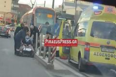 Στον Πειραιά: Σοβαρό τροχαίο με το Τραμ πριν καν αρχίσει τα δρομολόγια.