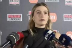 Ισμήνη Παπαβλασοπούλου: «Παιδάκια μου, εσείς τροφοδοτείτε τη σύγκριση με τη Βίκυ Καγιά, όχι ο κόσμος»