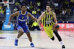 Απίθανη ντρίμπλα του Ντε Κολό άφησε άναυδο τον Έβανς!