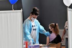 Εξαντλήθηκαν τα πρώτα εμβόλια κορονοϊoύ για τα παιδιά. Έκλεισε η πλατφόρμα