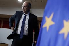 Από την τσέπη τους θα πληρώνουν το rapid test οι εμβολιασμένοι στις γιορτές αν αποφασιστεί