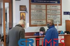 Παραδόθηκε ο Στάθης Παναγιωτόπουλος στην Αστυνομική Διεύθυνση Θεσσαλονίκης - Δείτε βίντεο