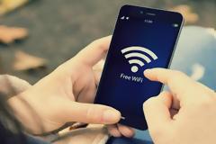 Αντίστροφη μέτρηση για δωρεάν internet σε 2.500 κοινόχρηστους χώρους