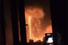 Συρία: Ισραηλινοί βομβαρδισμοί στο λιμάνι της Λαττάκειας - Στις φλόγες εμπορευματοκιβώτια