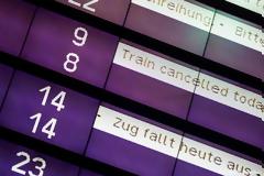Γερμανία: Ο σιδηροδρομικός φορέας Deutsche Bahn παραδέχεται μεγάλη πτώση στην ακρίβεια των δρομολογίων.