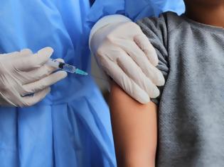 Φωτογραφία για Άνοιξαν 270.000 νέα ραντεβού για πρώτη και τρίτη δόση εμβολίου για παιδιά άνω των 12 ετών
