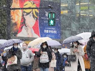 Φωτογραφία για Πρωτοφανής χιονόπτωση στο Τόκιο - Ακυρώνονται πτήσεις