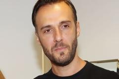 Χρήστος Πλαϊνης: «Δεν παρακολουθώ Άγριες Μέλισσες, τρία χρόνια σε μια δουλειά είναι πολύ»