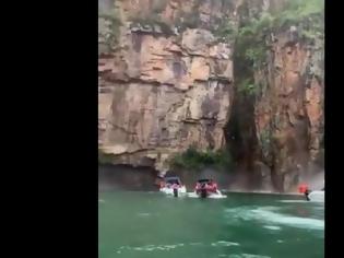 Φωτογραφία για Σοκαριστικό: Τεράστιος βράχος καταπλάκωσε τουρίστες σε λίμνη (Video)