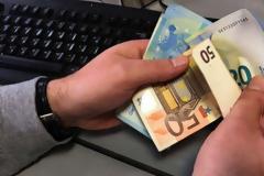 Κατώτατος μισθός: Ο Μητσοτάκης εξαγγέλλει νέα αύξηση