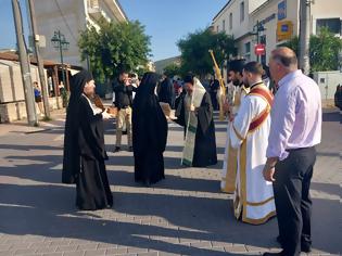 Φωτογραφία για Ο Μητροπολίτης Αιτωλίας και Ακαρνανίας κ. Δαμασκηνός υποδέχθηκε τα ιερά λείψανα  στον Ιερό ναό του Αγίου Σπυρίδωνα Βονιτσας