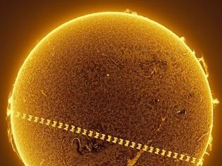 Φωτογραφία για Διάβαση του ISS μπροστά από τον Ήλιο