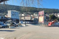 Ηλιόλουστη αλλά και γιορτινή, σήμερα Δευτέρα, η όμορφη πόλη της Αμφιλοχίας(φωτογραφίες).