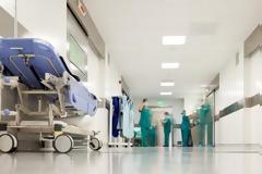 Σε έξαρση η γρίπη. Διασωληνωμένη 19χρονη με υποκείμενο νόσημα