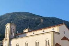 ΠΡΙΝ ΛΙΓΟ φωτιά στον Ιερό Ναό του Αγίου Νικολάου Αστακού