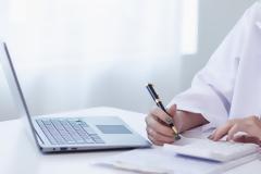 Κύκλωμα παράνομων συνταγογραφήσεων: Ελεύθεροι οι έξι κατηγορούμενοι μετά τις απολογίες τους