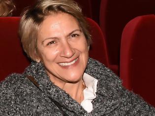 Φωτογραφία για Πέθανε η «Σωσώ» από τα «Εγκλήματα» – H ηθοποιός Καίτη Κωνσταντίνου έφυγε σε ηλικία 61 ετών