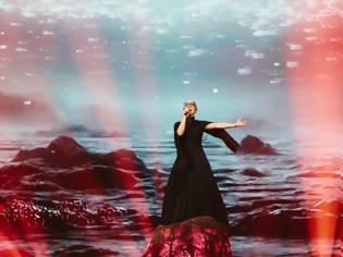 Φωτογραφία για Eurovision 2025: Νέα μορφή ανακοίνωσης των αποτελεσμάτων στους ημιτελικούς – Έκπληξη με παρουσίαση σε τριάδες