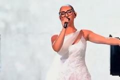 Eurovision 2025: Ο σκηνοθέτης «χαντακώνει» την αλλαγή φορέματος της Κλαύδιας... (VIDEO)