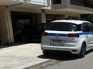 Φωτογραφία για Αγρίνιο: Νεκρός 68χρονος-Τον βρήκε στο σπίτι του ο αδελφός του (φωτο)