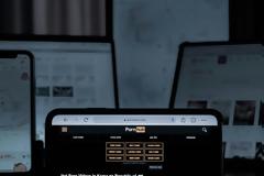 ΕΕ KATA Pornhub ΚΑΙ ΠΟΡΝΟΓΡΑΦΙΚΕΣ ΠΛΑΤΦΟΡΜΕΣ ΓΙΑ ΠΡΟΣΤΑΣΙΑ ΤΩΝ ΑΝΗΛΙΚΩΝ