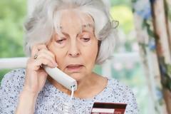 ΕΟΠΥΥ: Τηλεφωνική απάτη με τα φάρμακα κατ' οίκον - Τι να προσέχουν οι ασφαλισμένοι