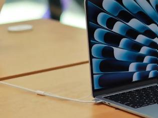 Φωτογραφία για ΕΡΧΕΤΑΙ ΟΙΚΟΝΟΜΙΚΟ MACBOOK ΜΕ ΕΠΕΞΕΡΓΑΣΤΕΣ ΑΠΟ IPHONE