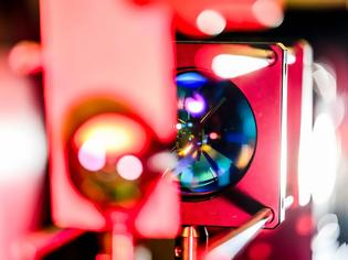 Φωτογραφία για ΚΒΑΝΤΙΚΗ ΕΠΑΝΑΣΤΑΣΗ ΓΙΑ 1.000 ΦΟΡΕΣ ΤΑΧΥΤΕΡΑ ΗΛΕΚΤΡΟΝΙΚΑ ΕΞΑΡΤΗΜΑΤΑ