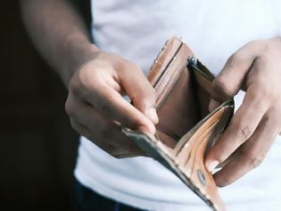 Φωτογραφία για ΧΩΡΙΣ ΟΙΚΟΝΟΜΙΚΟ ΜΕΛΛΟΝ Η ΓΕΝΙΑ ΤΩΝ Millennials ΣΤΗΝ ΕΛΛΑΔΑ- ΠΡΟΒΛΗΜΑ ΚΑΙ ΜΕ ΤΗΝ GEN Z ΤΗΣ ΤΕΧΝΟΛΟΓΙΑΣ