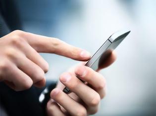 Φωτογραφία για FREEGR TIPS ΠΟΥ ΘΑ ΚΑΝΕΤΕ ΑΝ ΣΑΣ ΠΑΡΑΚΟΛΟΥΘΕΙ ΤΟ ΚΙΝΗΤΟ ΣΑΣ ΚΑΙ ΑΔΕΙΑΖΕΙ Η ΜΠΑΤΑΡΙΑ
