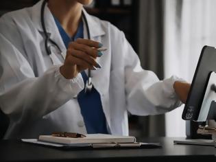 Φωτογραφία για Πώς δρούσαν οι δύο γιατροί που έγραφαν παράνομα Ozempic σε ΑΜΚΑ ανυποψίαστων πολιτών