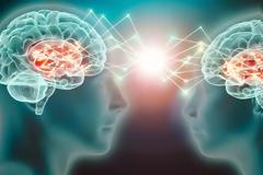 H ΤΗΛΕΠΑΘΕΙΑ, Ο ΕΓΚΕΦΑΛΟΣ ΚΑΙ Ο ΣΥΓΧΡΟΝΙΣΜΟΣ ΤΟΥ ΜΕ ΚΑΠΟΙΟΝ ΠΟΥ ΑΓΑΠΑΣ