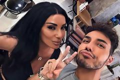 Πόπη Μαλλιωτάκη - Βασίλης Λαζαρίδης: Δείτε το πρώτο teaser τους για το ταξιδιωτικό ριάλιτι «Escapers»