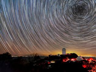 Φωτογραφία για Μαύρες Τρύπες: Το κρυφό «εργοστάσιο» της Σκοτεινής Ενέργειας;